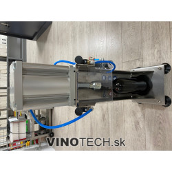 Poloautomatický uzatvárač PG93 C