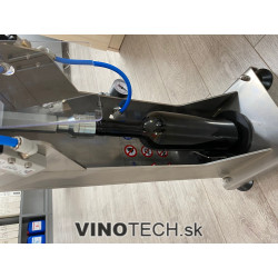 Poloautomatický uzatvárač PG93 C